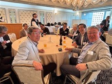 懇親会の様子